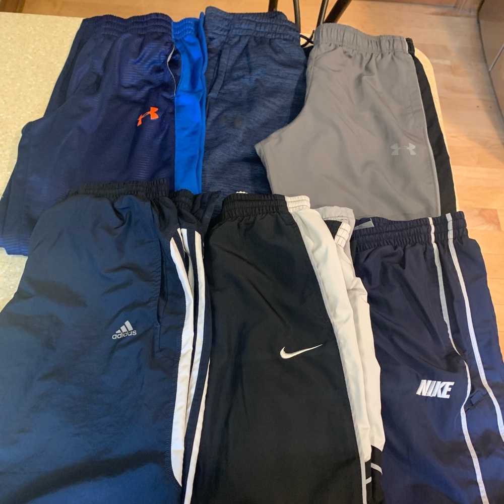 Bundle of boys athletic pants, size large